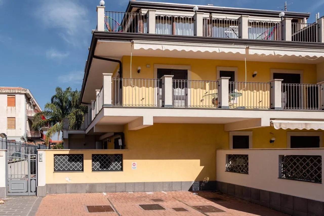 Casa Di Alessio A 200 Metri Dal Mare Villa Acireale 0*,  Italy