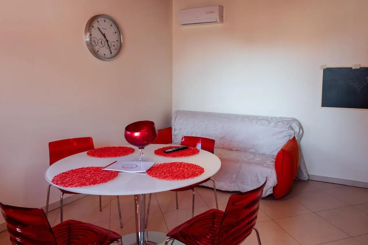 Casa Di Alessio A 200 Metri Dal Mare Villa Acireale Holiday home
