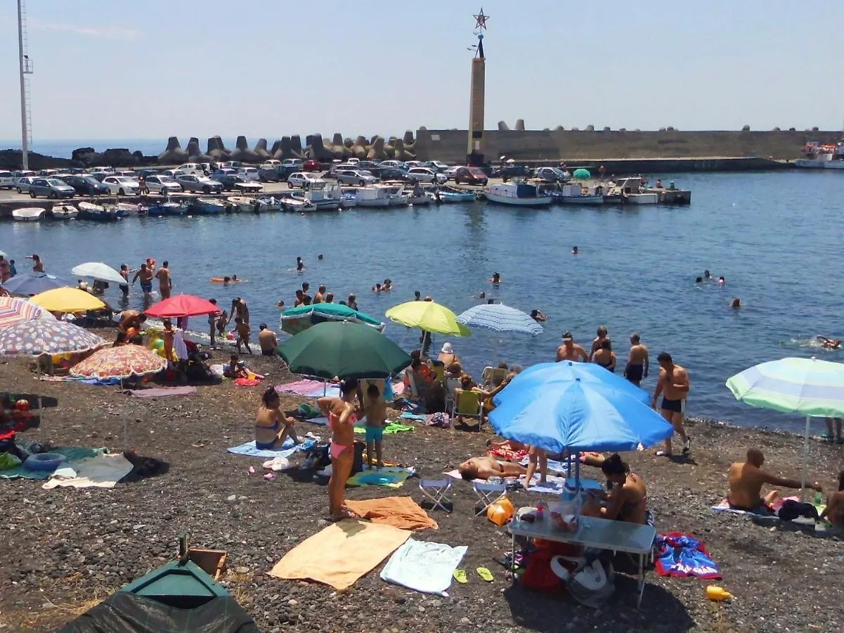 Casa Di Alessio A 200 Metri Dal Mare Villa Acireale